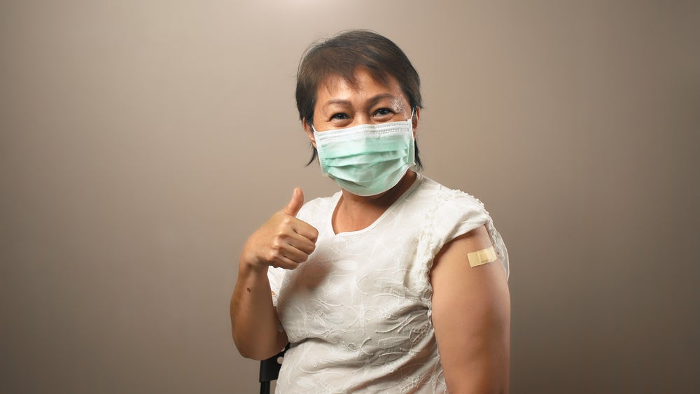 Nên tiêm vắc xin cho người cao tuổi để làm giảm nguy cơ các biến chứng do cúm