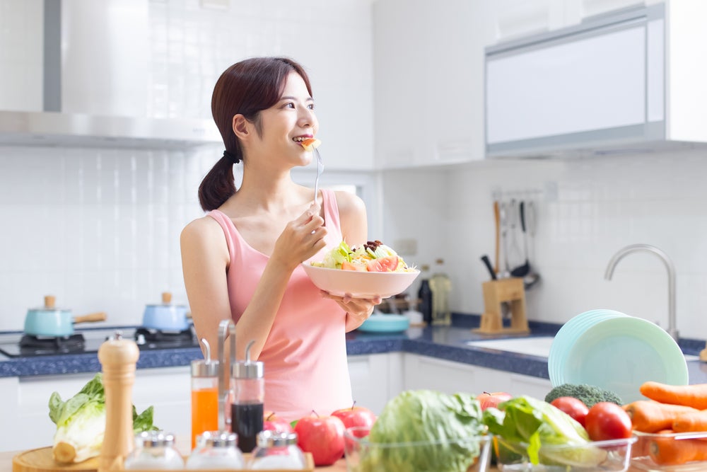 Lối sống và chế độ ăn lành mạnh giúp giảm triệu chứng trào ngược họng thanh quản
