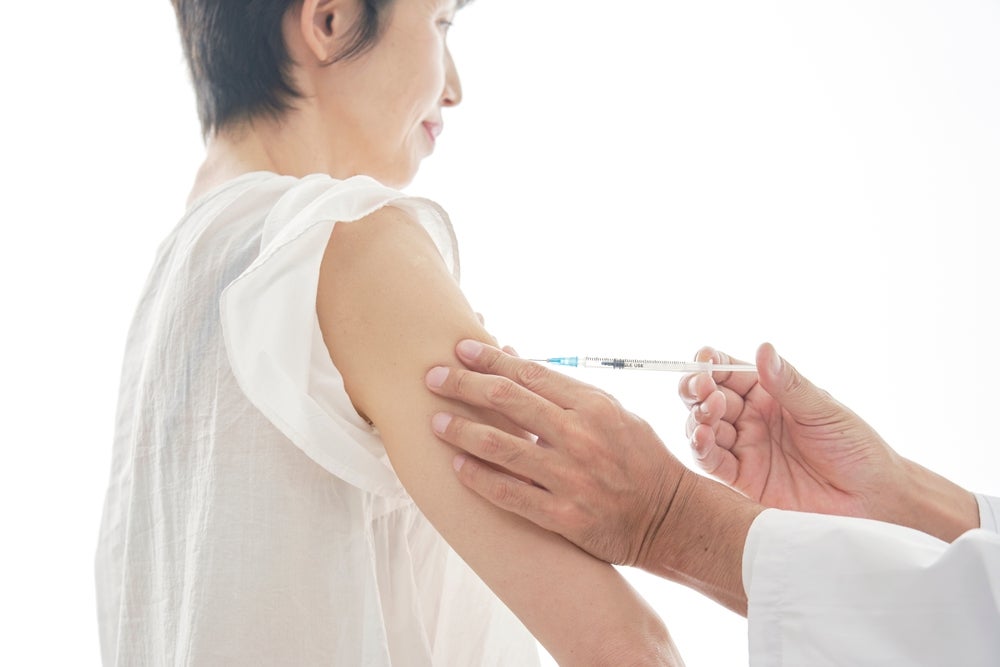 Người bệnh mạch vành nên chủ động tiêm vaccine cúm hằng năm 
