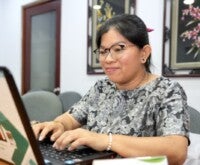 Bác sĩ Trịnh Nhựt Thư Hương