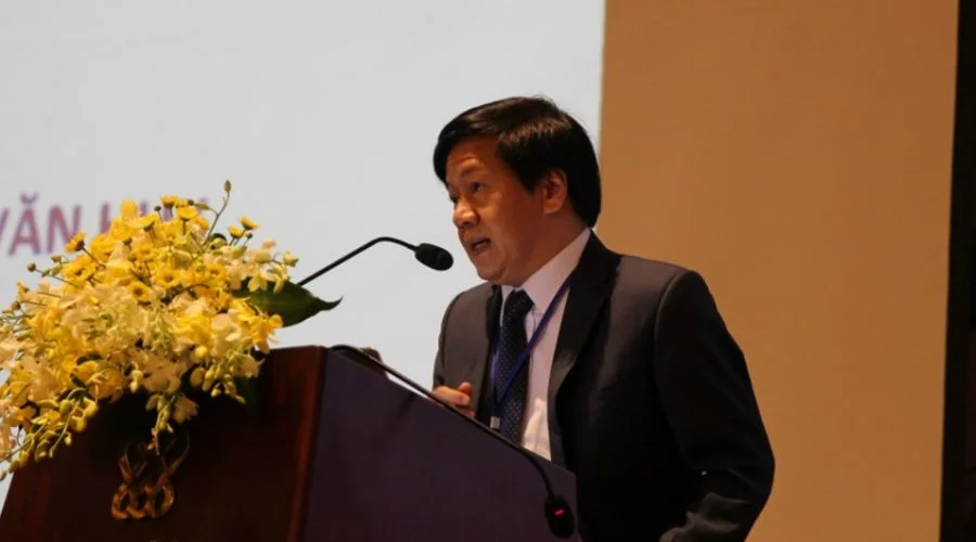 GS.TS.BS. Trần Văn Huy