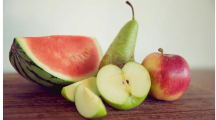 Nên hạn chế: Thức ăn FODMAPs cao và nhiều chất xơ không hòa tan