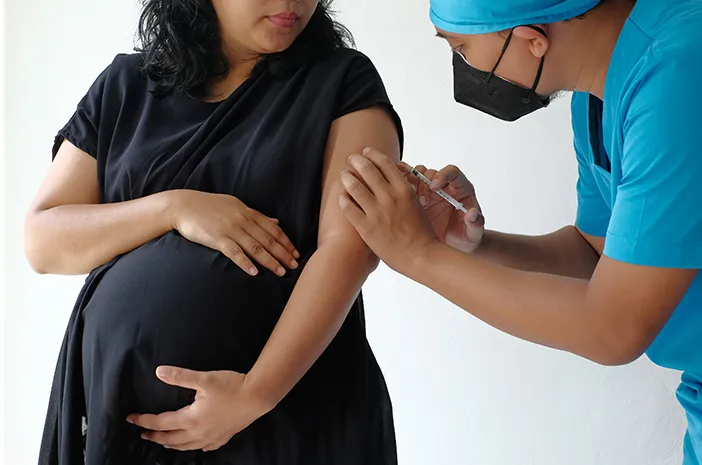"Chờ sau sinh rồi tiêm"- Quyết định này có thật sự đúng đắn